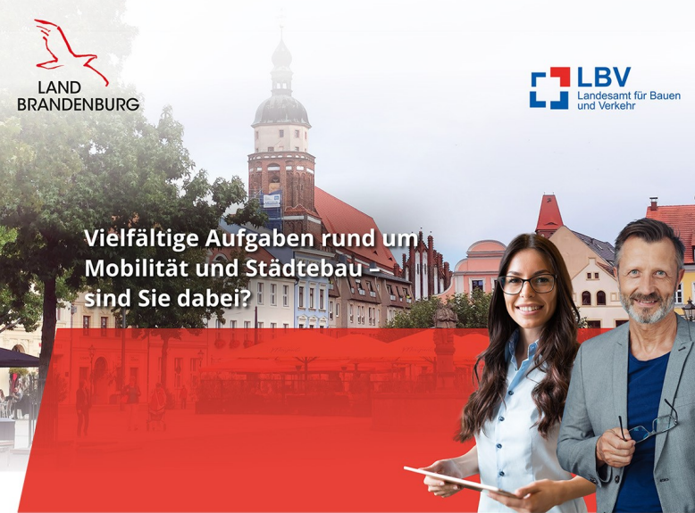 Titelbild Stellenanzeige - Frau und Mann vor einem Markplatz (© Landesamt für Bauen und Verkehr, Julia Otto, Gemeinsame Obere Luftfahrtbehörde Berlin-Brandenburg; westpress, shutterstock) (© (© Landesamt für Bauen und Verkehr, westpress, shutterstock))