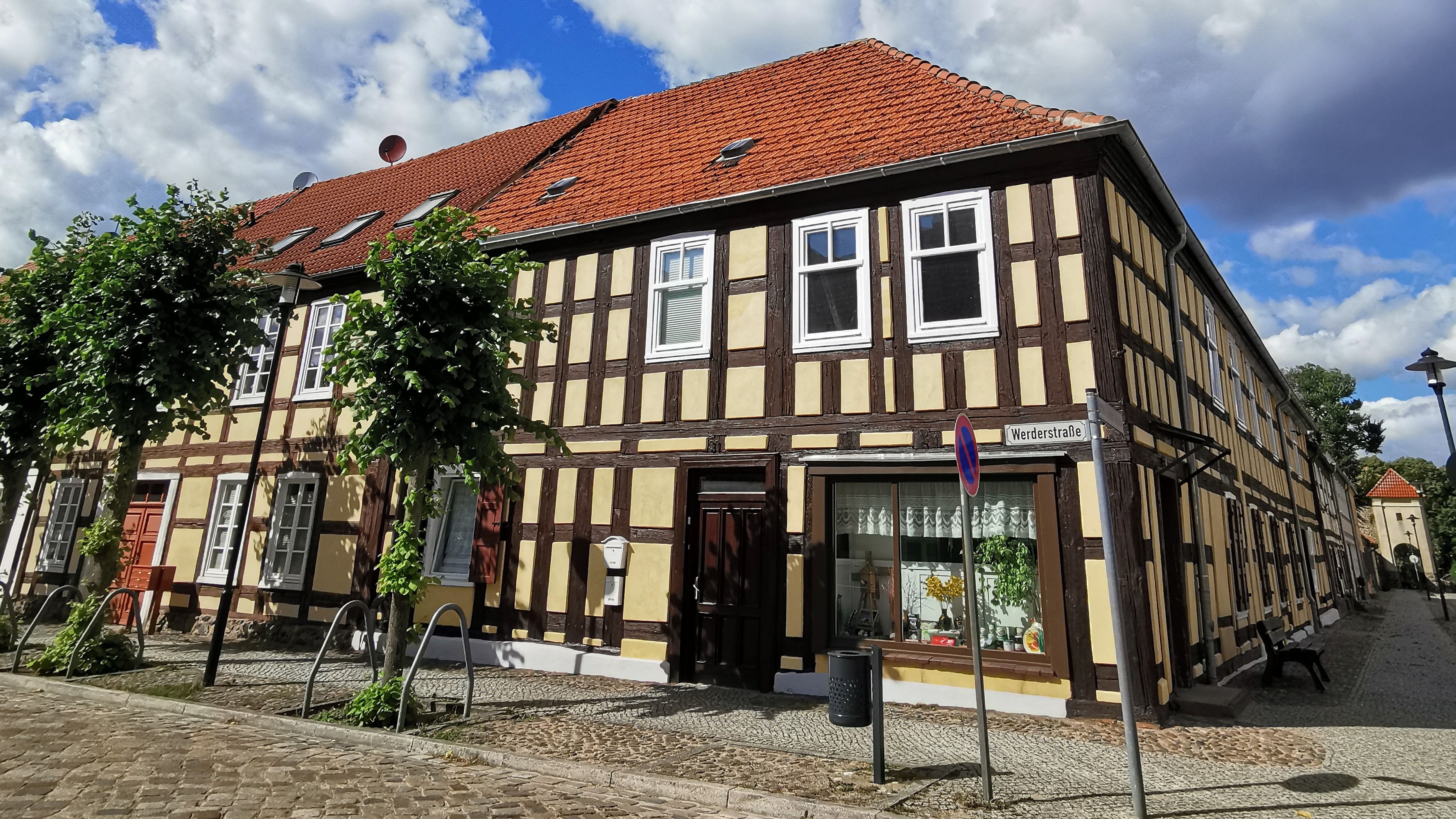 Ein Bild eines Hauses in Templin ist zu sehen.