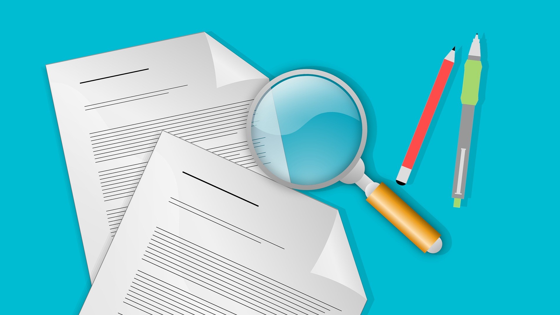 zwei Blatt Papier mit einer Lupe und zwei Stiften auf blauem Untergrund