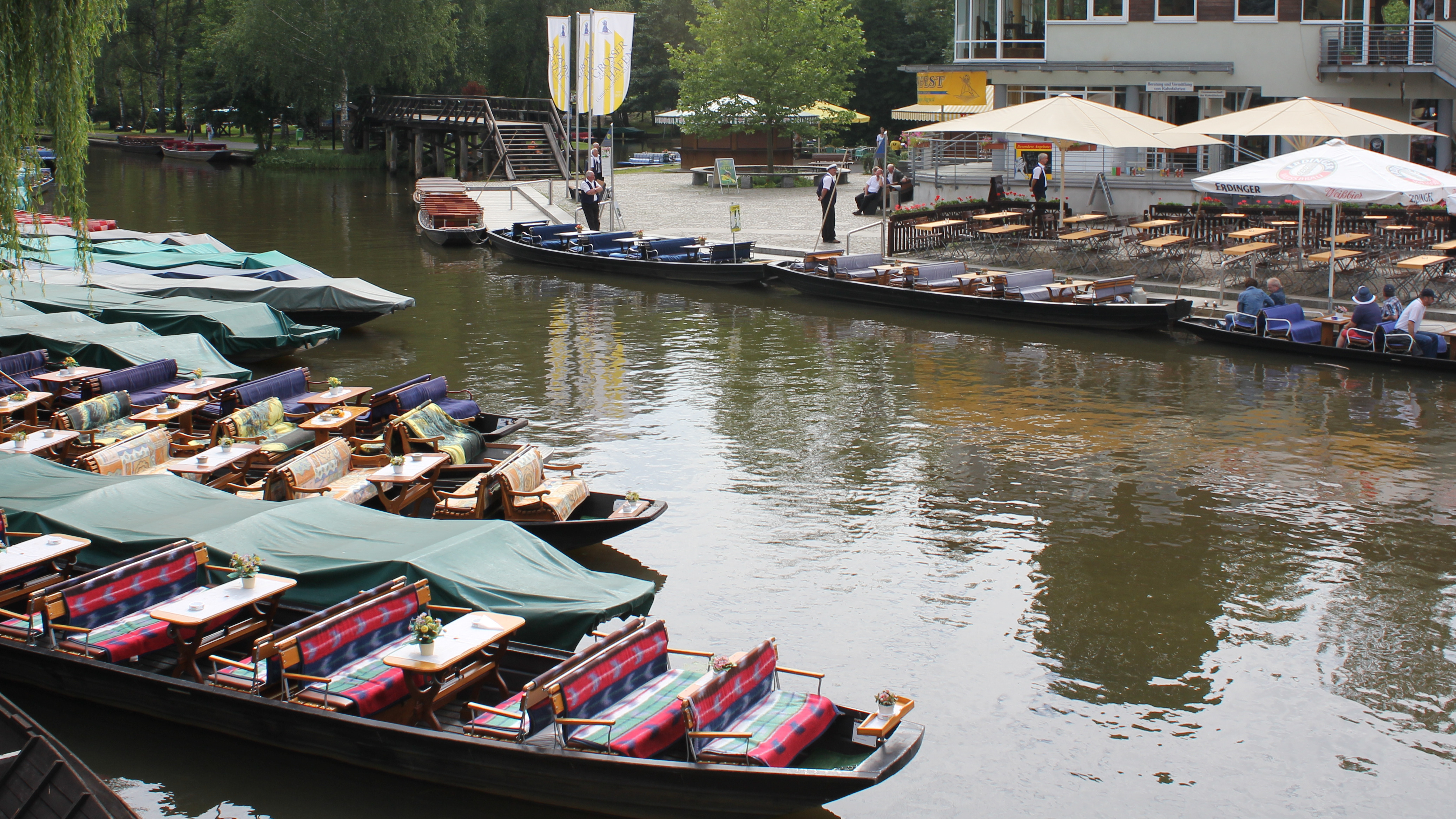 Personenkähne im Spreewald