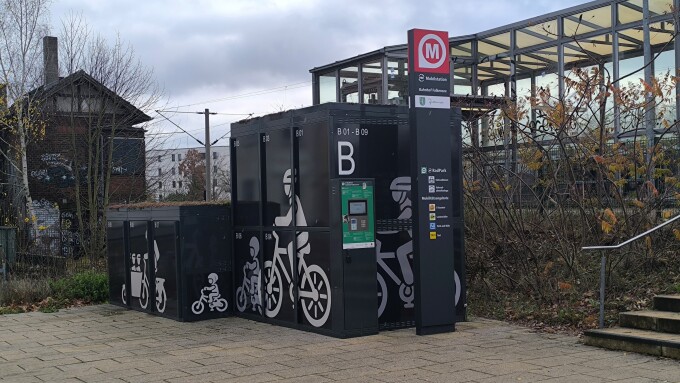 Falkensee Fahrradboxen am Bahnhof Bild 2