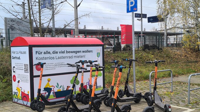 Falkensee Fahrradboxen am Bahnhof Bild 3