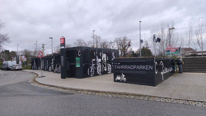 Falkensee Fahrradboxen am Bahnhof Bild 4