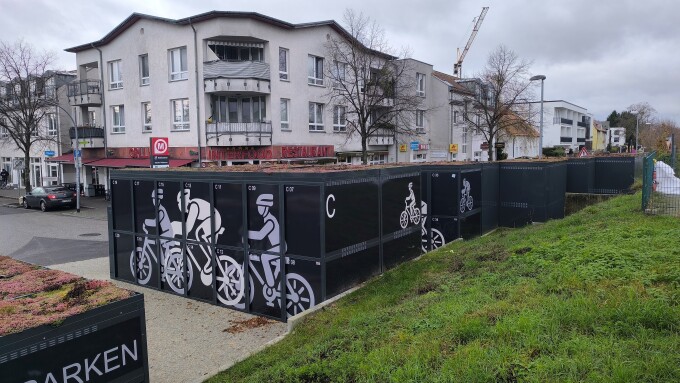 Falkensee Fahrradboxen am Bahnhof Bild 5