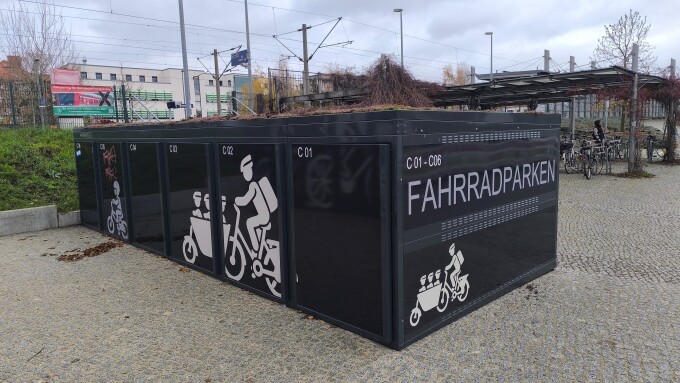 Falkensee Fahrradboxen am Bahnhof Bild 6