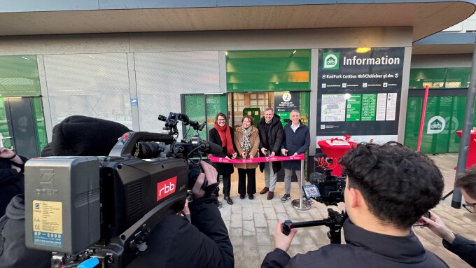 Eröffnung RadPark am Hauptbahnhof Cottbus im Dezember 2025